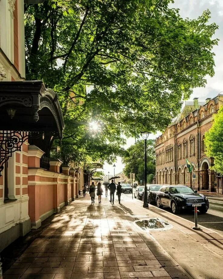 Улица. Большая Никитская улица. Никитская улица Москва. Улица большая Никитская улица Москва. Московские улицы Никитская.