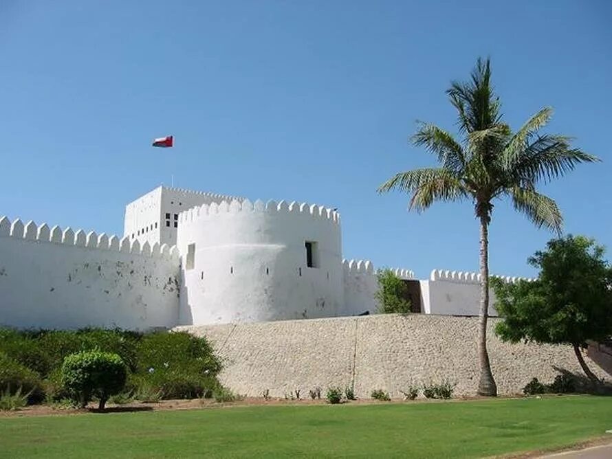 Сухар Оман. Эль Батина Оман. Сухар город в Омане. Форт Сухар.