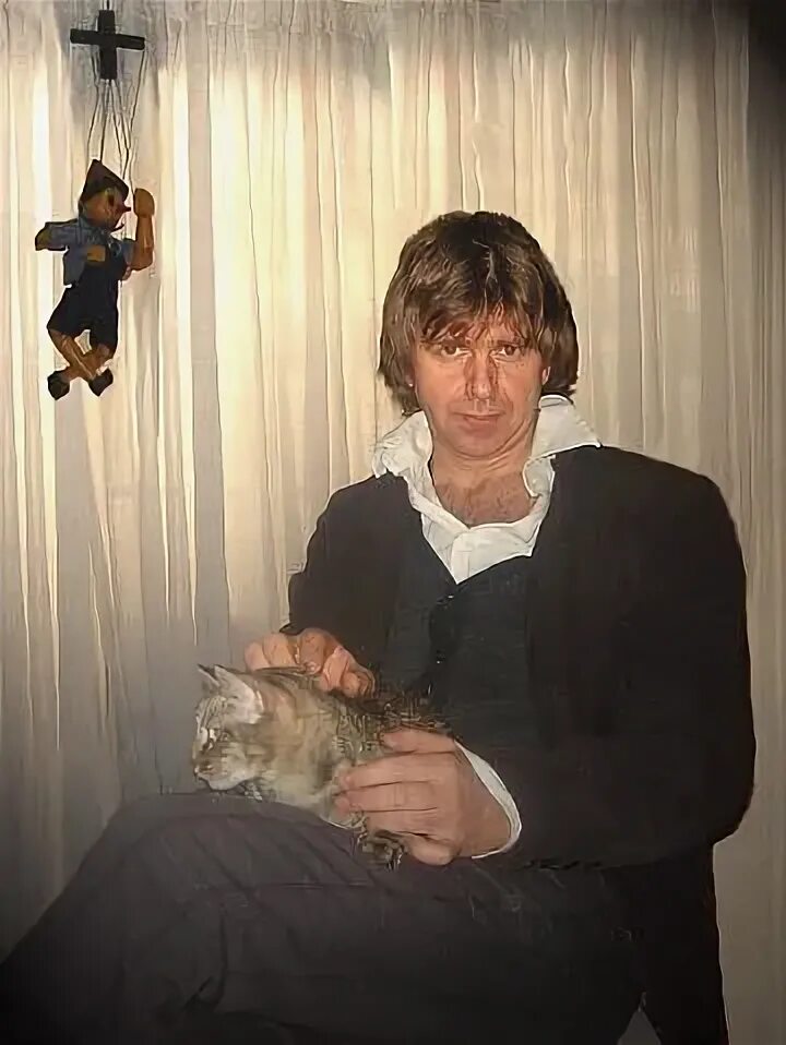 Artur Kochu (родился в 13.03.1967) - Биография художника, известные произведения