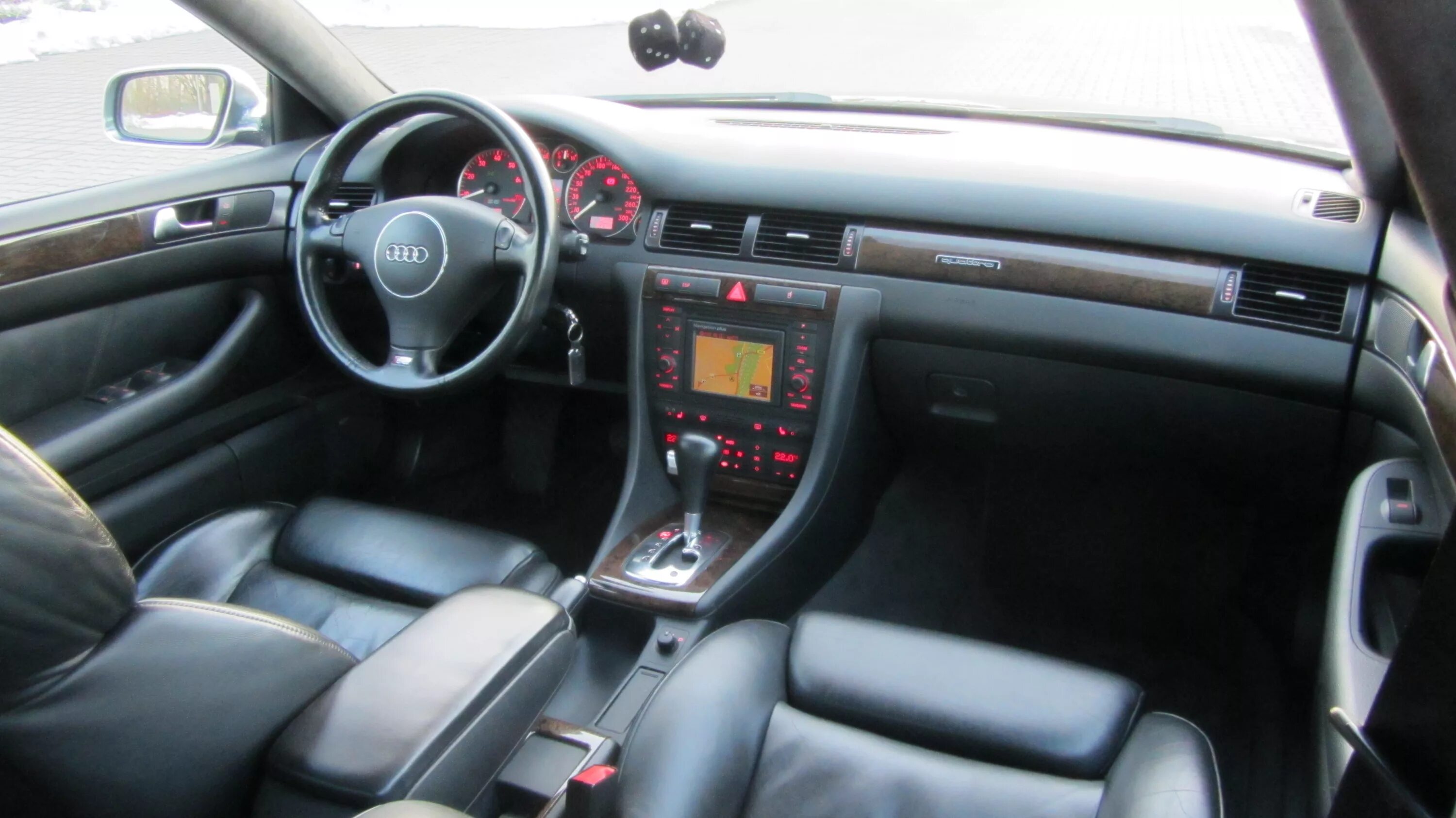 A6 c4 купить. Audi a6 c5 салон. Ауди а6 с5 салон. Audi a4 b5 1997 Interior. Audi s4 b5 Interior.