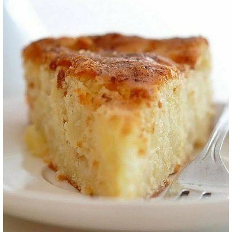 Запеканка творожная. Запеканка творожная 80гр. Творожная запеканка в духовке пышная. Творожная запеканка в духовке. Творожная запеканка пышная.