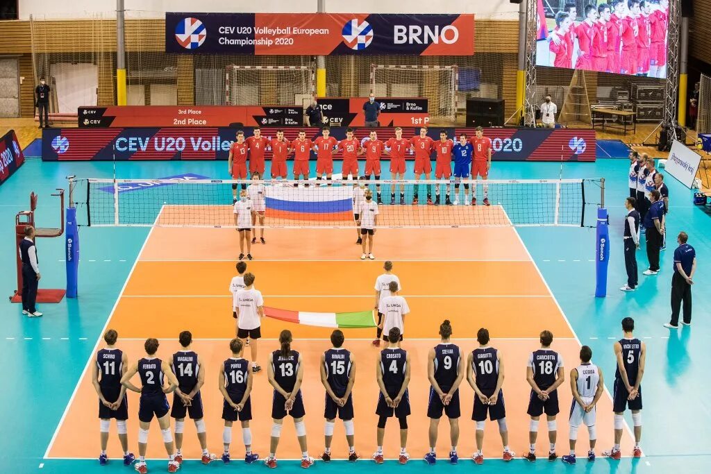 Трансляция волейбола в ленинградке. Волейбол чемпионат европы 2024 до 20 лет. Волейбол чемпионат европы 2024 до 20 лет. Волейбол чемпионат европы 2024 до 20 лет. Форма сборной италии по волейболу.