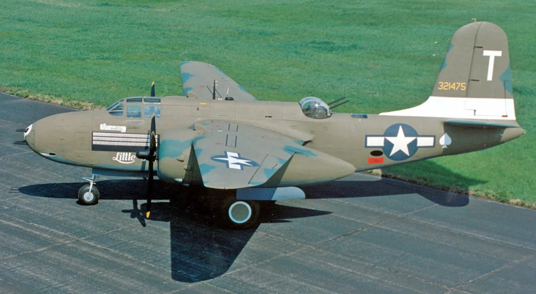 Douglas a-20 havoc/db-7 boston. Самолет а-20 бостон. Самолет а-20 бостон. Дуглас а20 бостон в ссср. Бомбардировщик а 20 бостон в ссср.