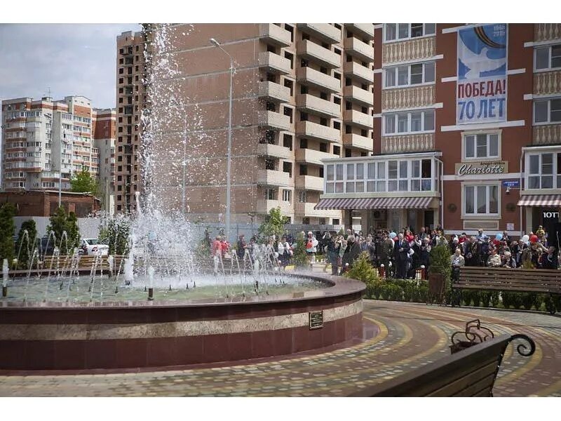 микрорайон фонтаны, краснодар. сск краснодар жк фонтаны. поющие фонтаны краснодар гидрострой комплекс. фонтаны краснодар старокубанская. краснодар микрорайон гмр поющие фонтаны.