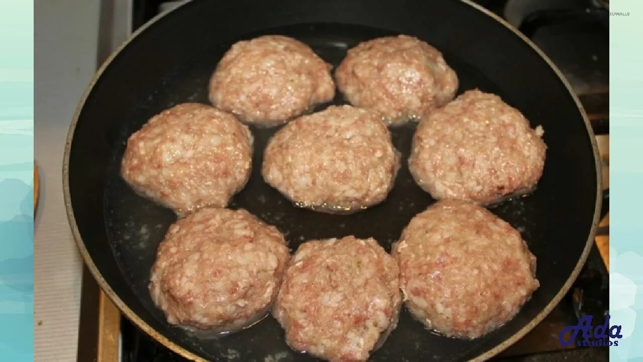 Ёжики из фарша. Ёжики в духовке с подливкой. Ёжики тефтельки с рисом. Мясные ёжики с рисом. Котлеты ёжики.