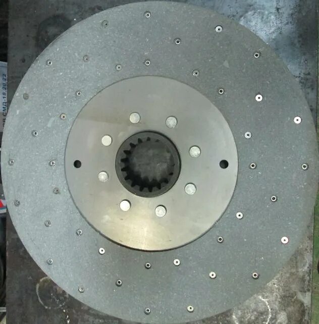 Диск сцепления а-01 (01м-21с6б сб). 01м-21с2-1 корзина сцепления а-01. Комплект сцепления а-41 дт-75 (2 ведомых диска и муфта сцепления). Диск сцепления тт-4 характеристики. Диск сцепления а-01 тт-4.