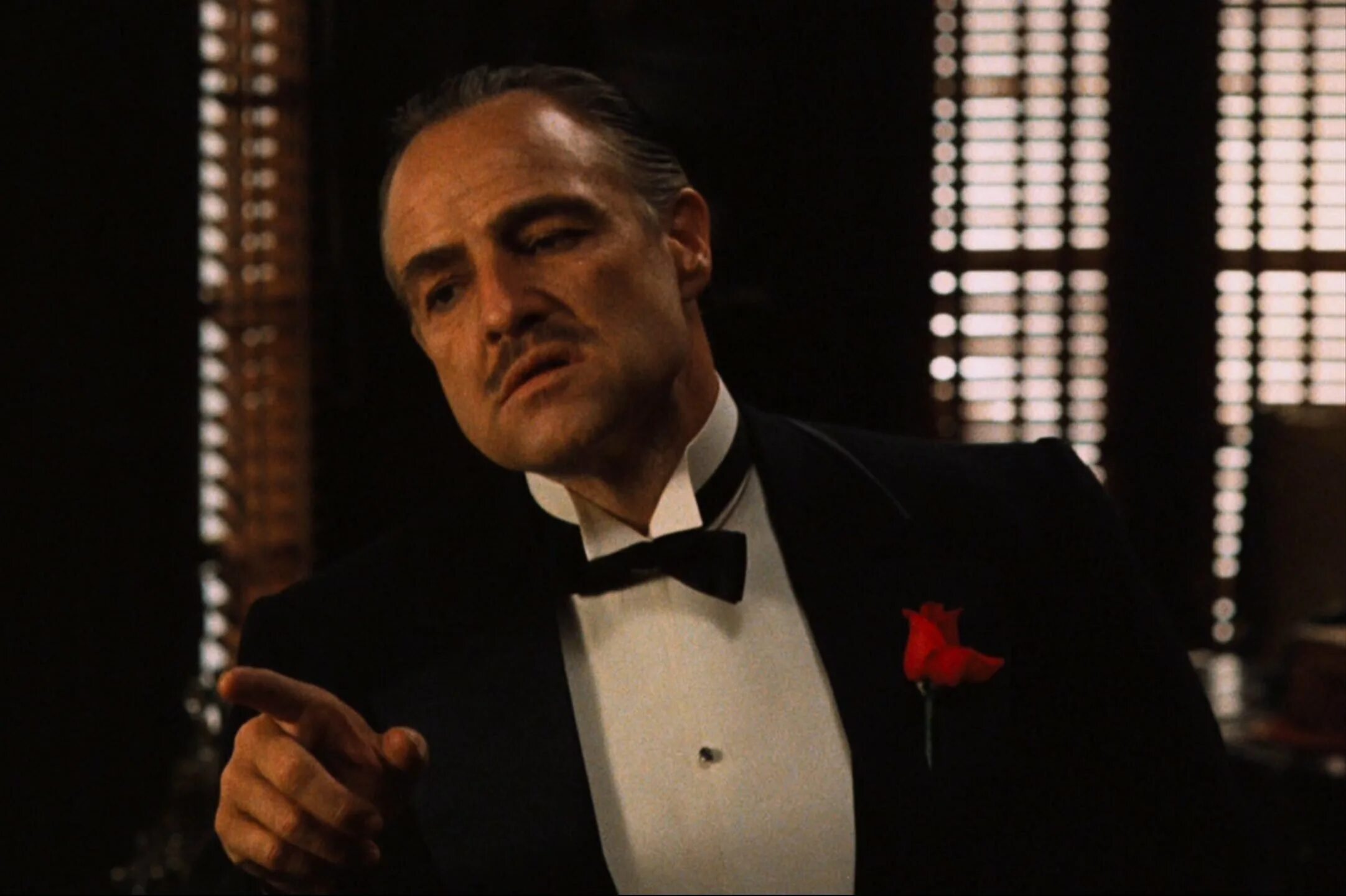 Как звали отца мафии. Марлон Брандо крестный отец. Вито Корлеоне. Дон Карлеоне крёстный отец.