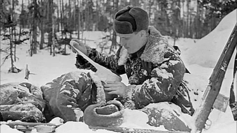 Раненый партизан