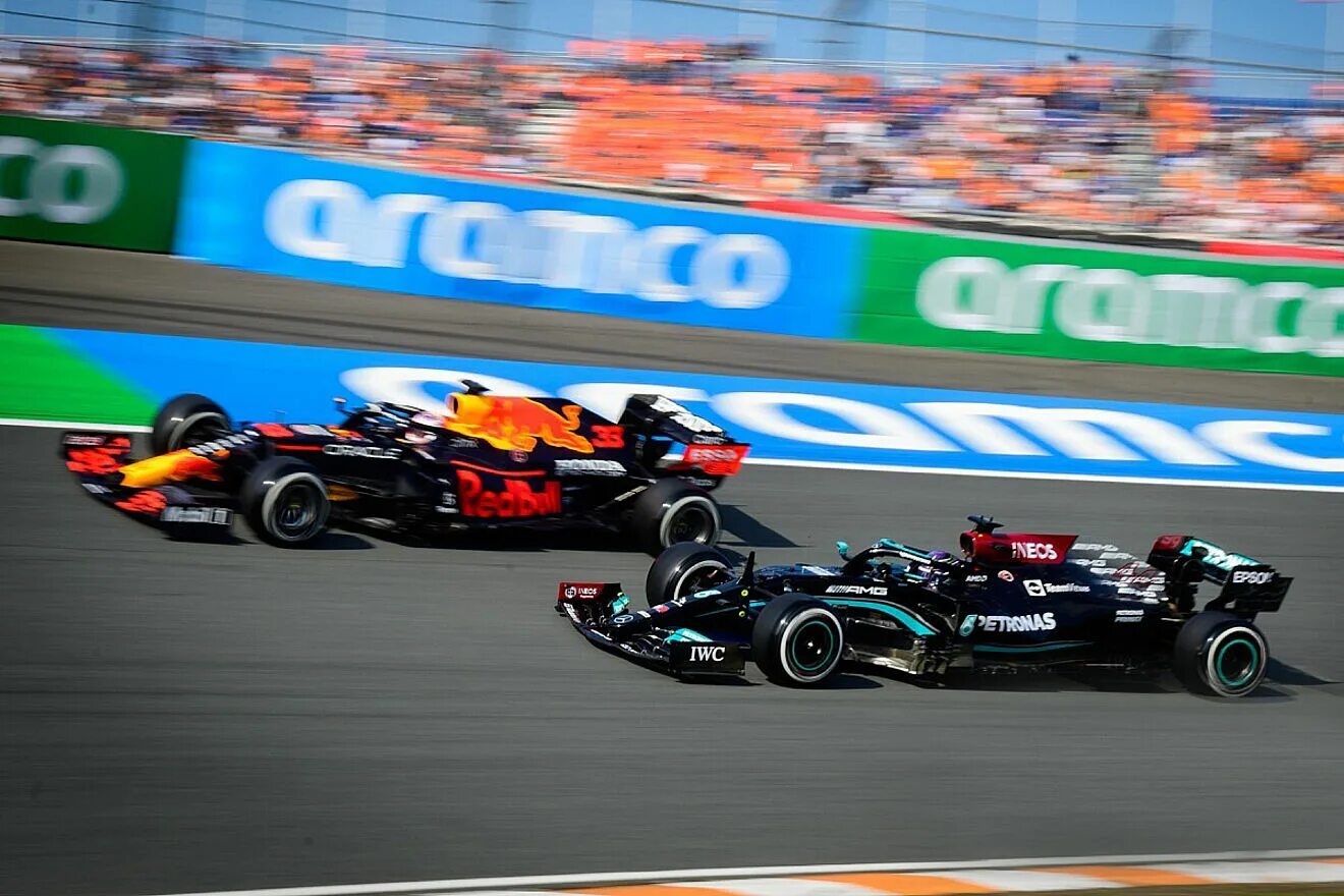 Формула 1 2024 гонка. Гонки 2023. Возвращение формулы 1. 2021 Dutch Grand prix Orange Army. Sport live f1