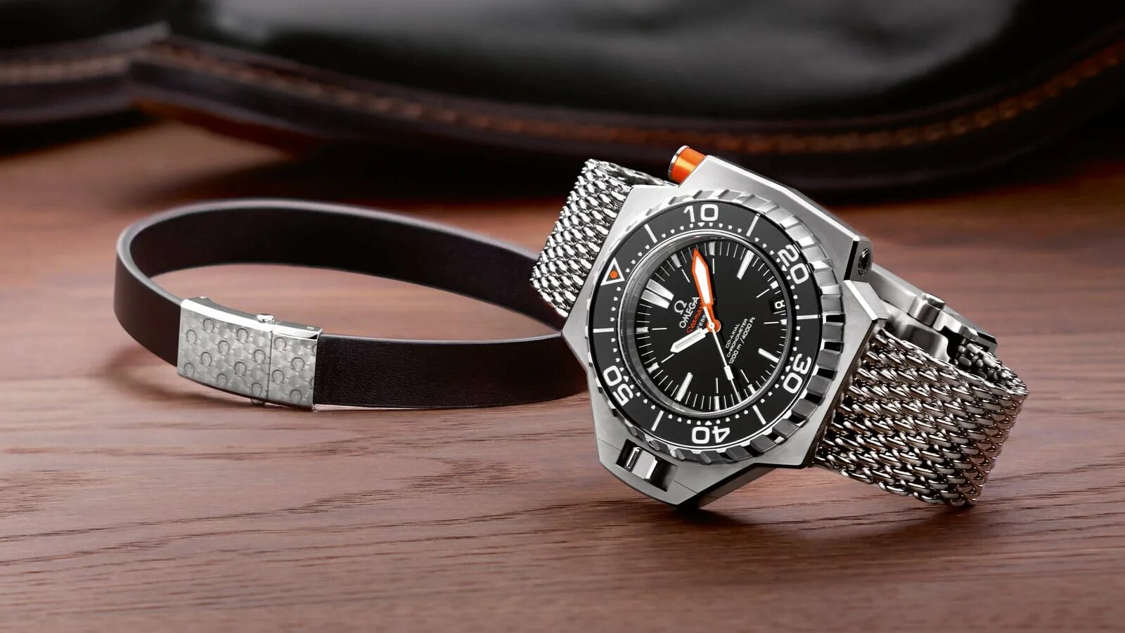 Браслет часы Омега мужские. Breitling золотой ремешок. Seamaster Ploprof 1200m co‑Axial Chronometer 55 x 48 mm. Браслет на часы Omega. Watch 9 реплика