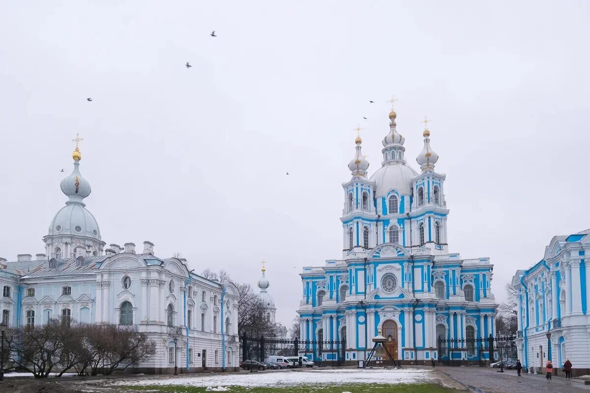 Сайт смольного собора в санкт петербурге. Смольный монастырь растрелли. воскресенский собор смольного монастыря. смольный собор в санкт-петербурге. смольный собор 1745г.