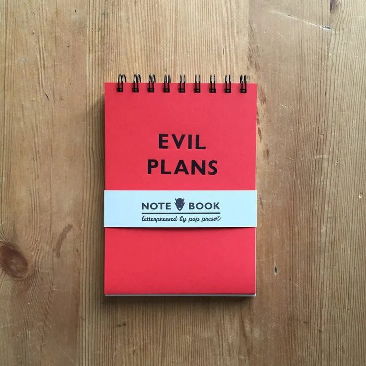 Jane s notebook is than mine. Evil plan. evil plan on note. im turning red notebook. мем turning red блокнот.