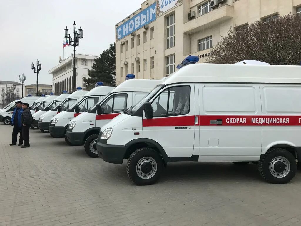 Скорая медицинская помощь махачкала. Скорая медицинская катастроф. Махачкала скорая. Машина скорой помощи 02. Медицинская служба машина.