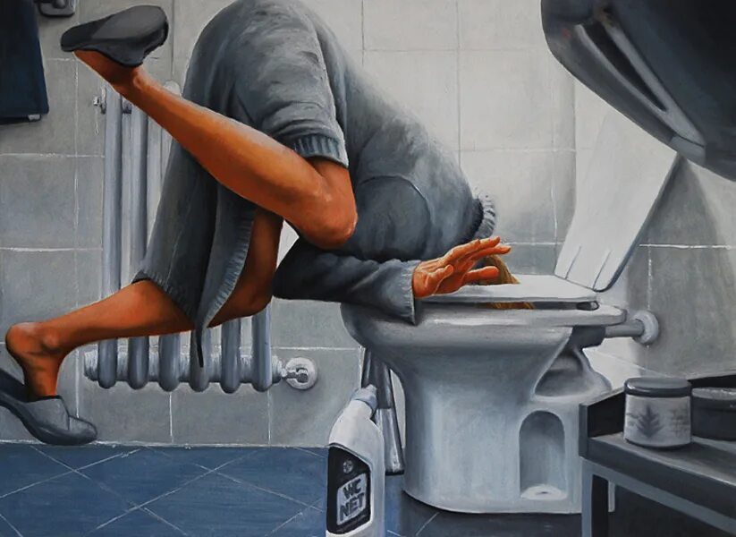 Туалет в живописи. Живопись унитаз. Муж смотрит в туалете