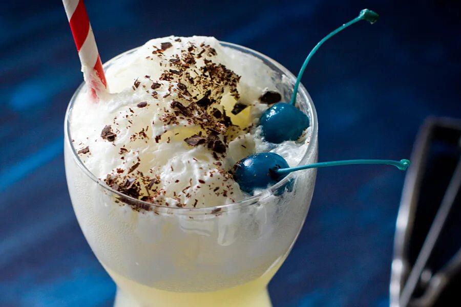 мороженое сок. газированное мороженое. день персикового мороженого. мороженое с газировкой. газированное мороженое.