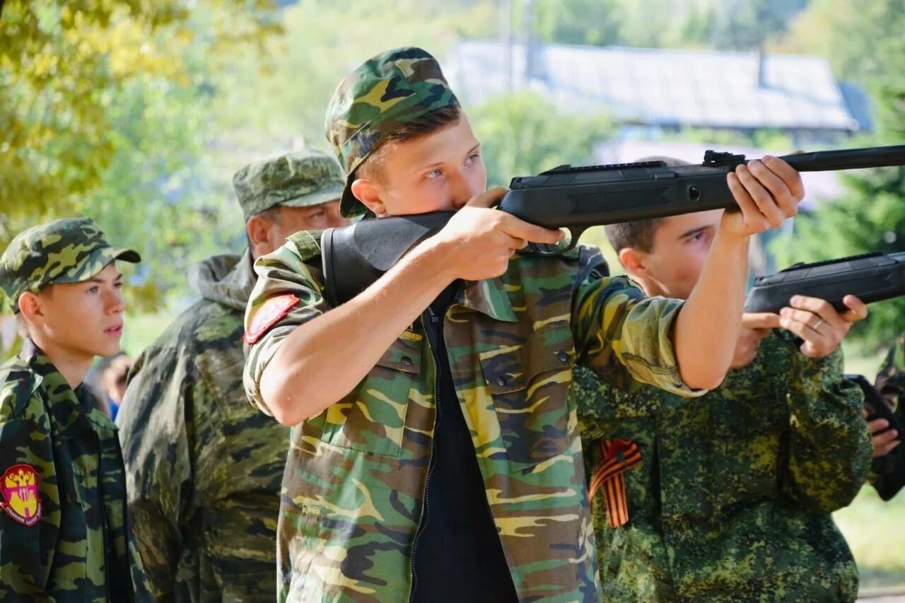 Зарница. Зарница Мирный. Зарница (игра). Зарница военно-патриотическая игра.