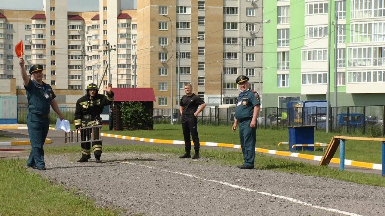 Конкурс среди пожарных. Лучший пожарный Тамбов. Тамбовский пожарно-спасательный центр. Пожарная часть 3 Тамбов.