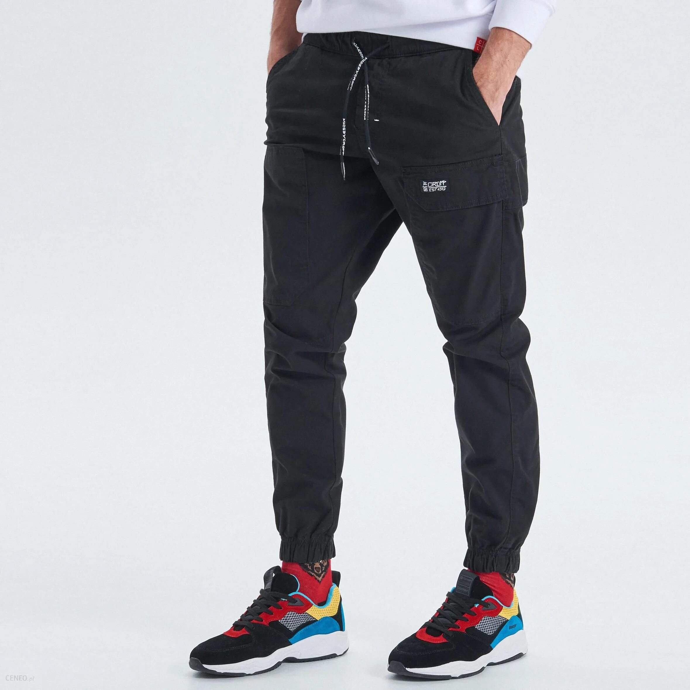 Jogger fit. Cropp штаны джоггеры мужские. cropp штаны карго. мужские штаны cropp slim fit. джоггеры слим фит.