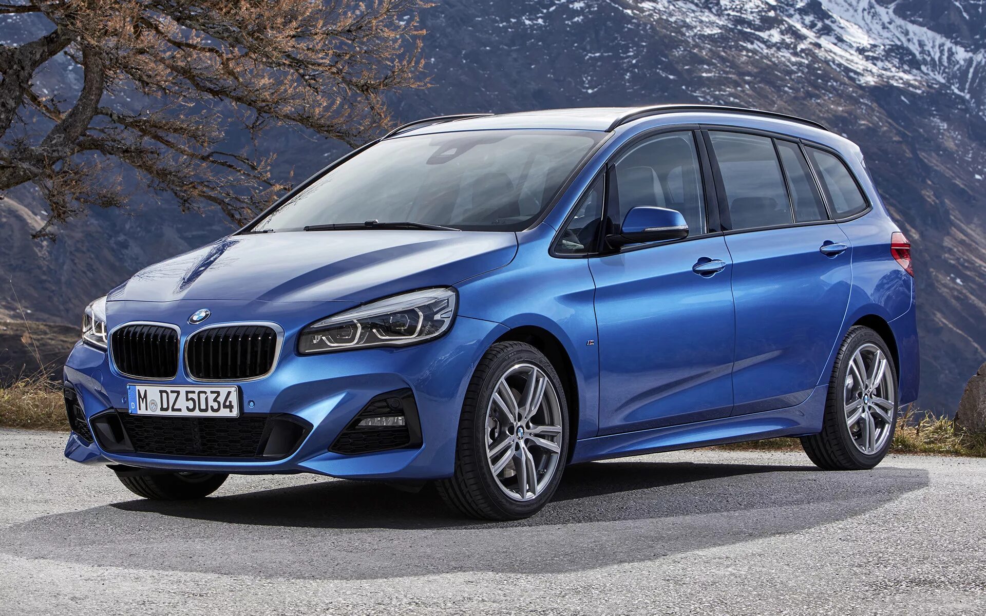 Two tours. BMW 2 Gran Tourer. BMW 2 Grand Tourer f46. BMW f46 Gran Tourer. BMW 218 Grand Tourer.