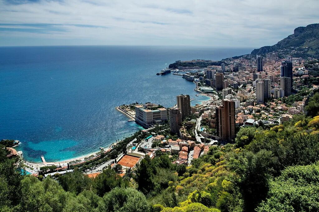 княжество монако. тур в монако из москвы. тур в монако из москвы. пляж ларвотто в монако. ривьера монте карло.