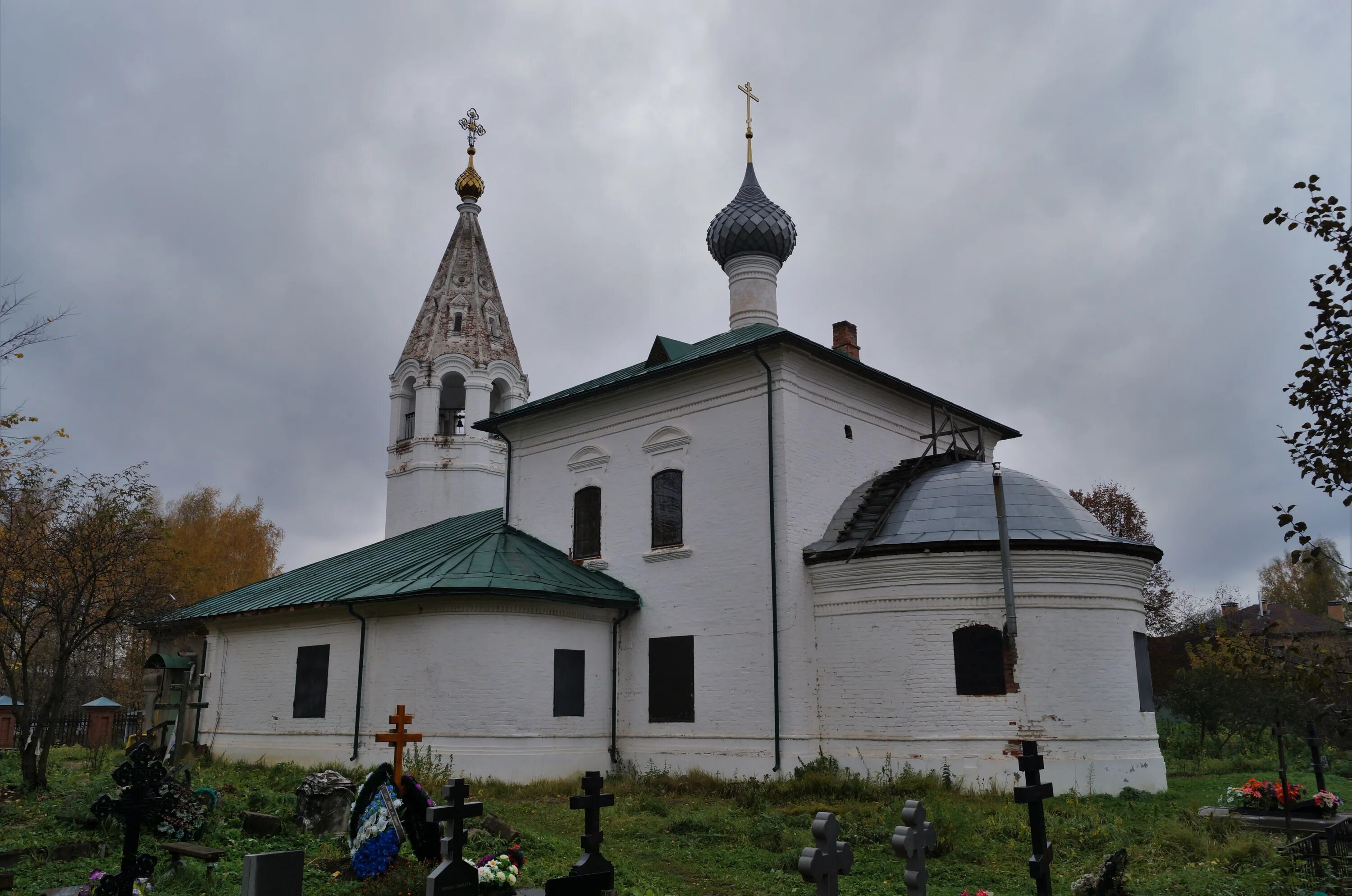 Савино википедия. Ярославль Церковь Софии премудрости. Храм св. Софии премудрости Божией в Савино Ярославль. Софийская Церковь Алатырь. Софийская Церковь Вартемяги.