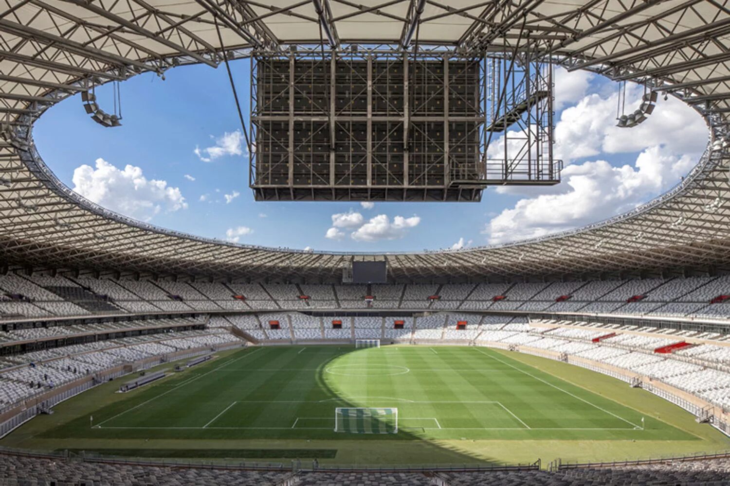 Stadium 7. Стадион Минейран Белу-Оризонти. Mineirao стадион. Стадион Минейран Белу-Оризонти 2014. Белу-Оризонти стадион Атлетико Минейро.