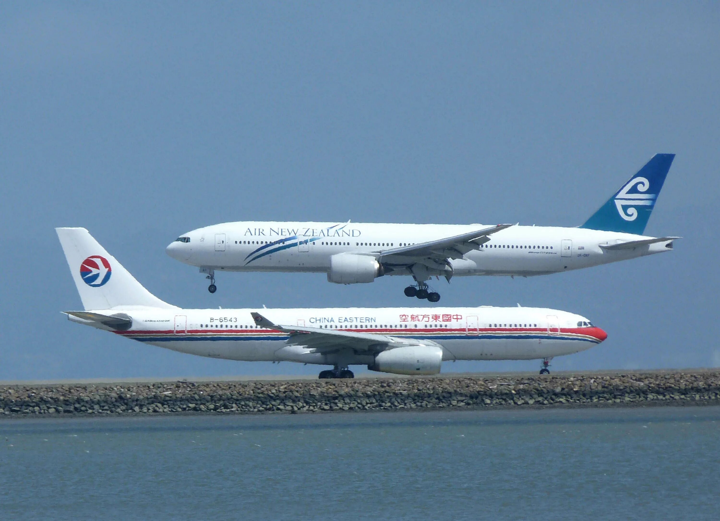 Боинг а330. А330 777. ,аир чайна боинг 777. боинг 777 330. аэробус а 330 айр чина.
