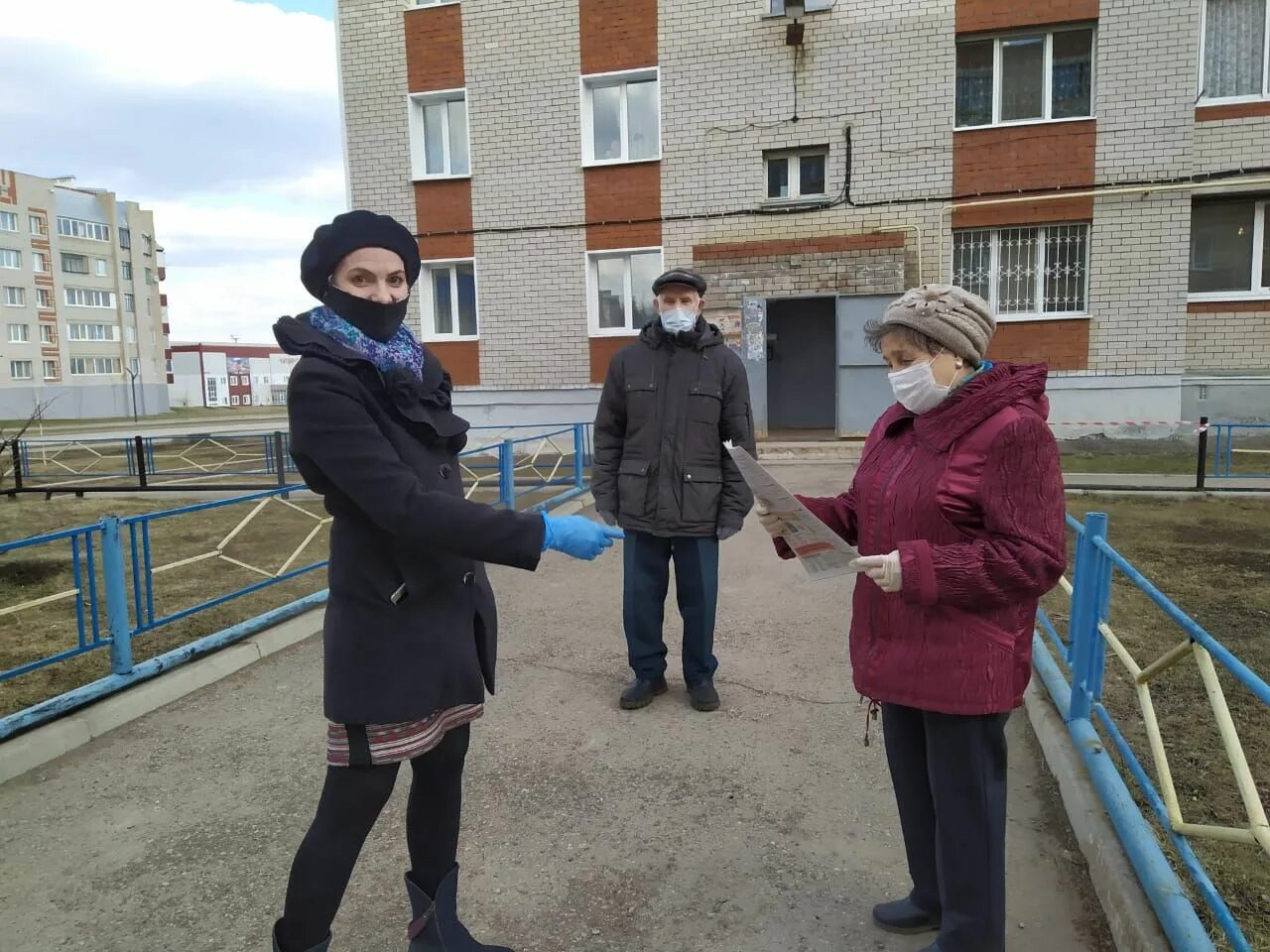 маяк горшечное районная газета последний. газета. газета курьер 1897. разворот газеты. горшечное газета.