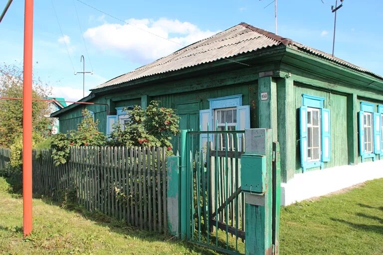 Погода в мошково новосибирской на 14 дней. Мошково Новосибирская область. Станция Мошково Новосибирская область. Вокзал поселка Мошково. Глава РП Мошково Новосибирская область.