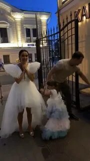 Невеста выгнала девушку из купе