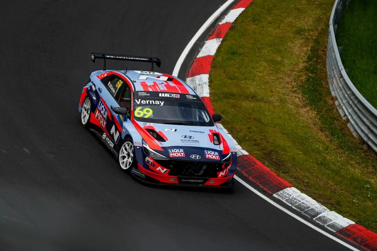 Racing uk. WTCR 2022. Hyundai WTCR. Hyundai Elantra n TCR WTCR. WTCR 2022 автомобили.