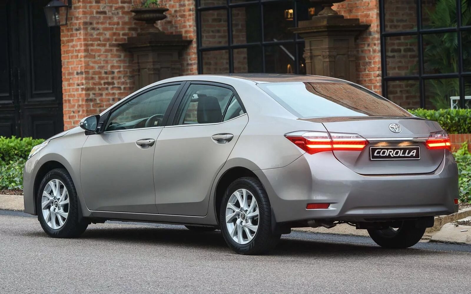 Тойота королла 2018 года. Toyota corolla 2018. toyota corolla 2018 седан. новая тойота королла 2018. королла тойота королла 2018.