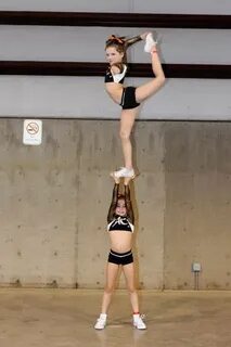 Үй қызметкерінің әйелімен порно