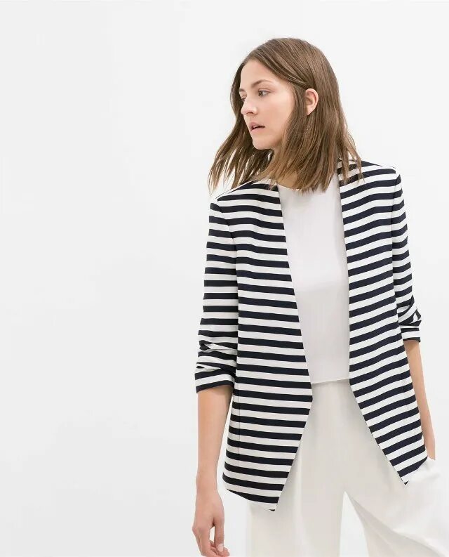 Жакет женский в полоску. Пиджак в полоску женский. Полосатый пиджак. Жакет женский в полоску. Полосатый блейзер zara.