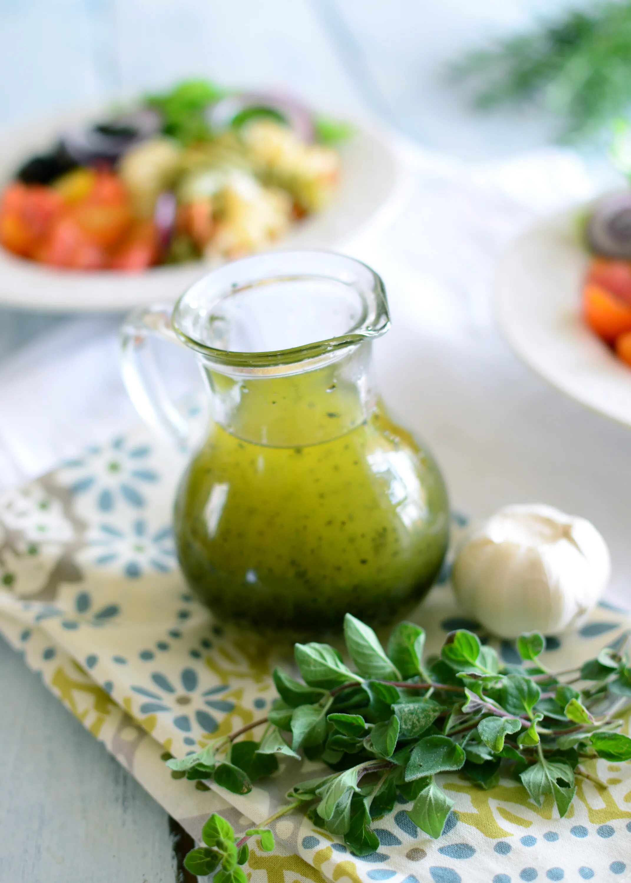 Соус Vinaigrette. Соусы на растительном масле. Салат с оливковым маслом. Итальянский соус для салата.