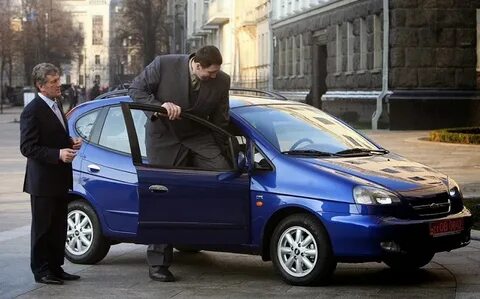 Высокий рост автомобиль
