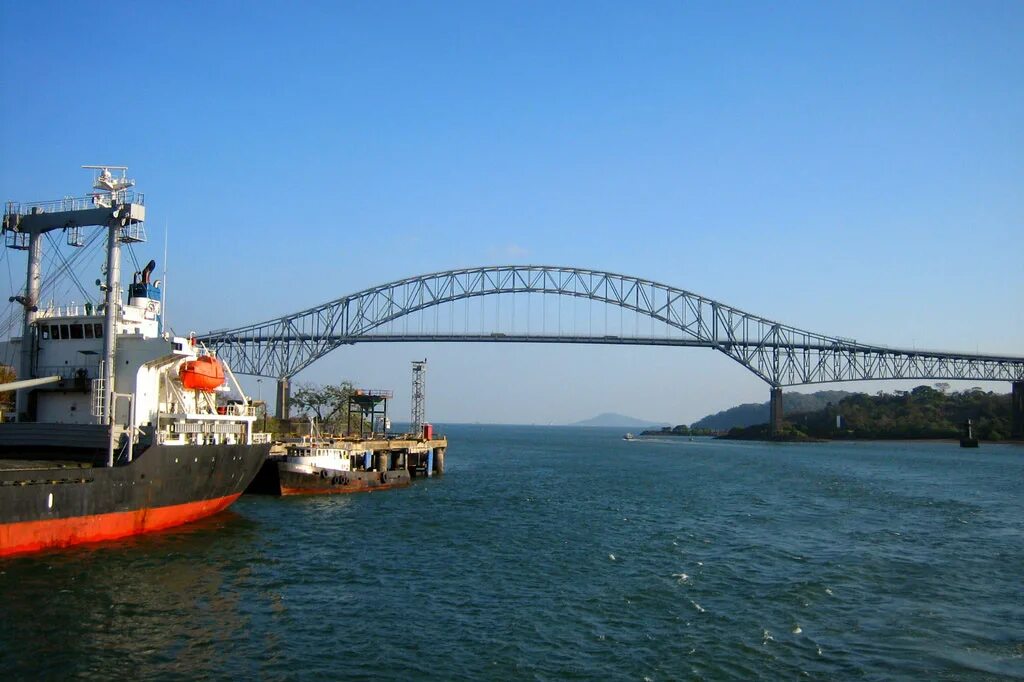 Панамский канал Панама. Атлантический мост Панама. Кулебрская выемка Панамский канал. Панамский канал мост.