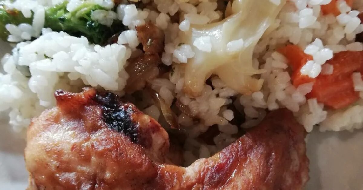 куриные крылышки с рисом в духовке. рис с крылышками в духовке. фото рылош рис с крылышками. куриные крылышки с рисом в духовке. рис с крылышками в духовке.