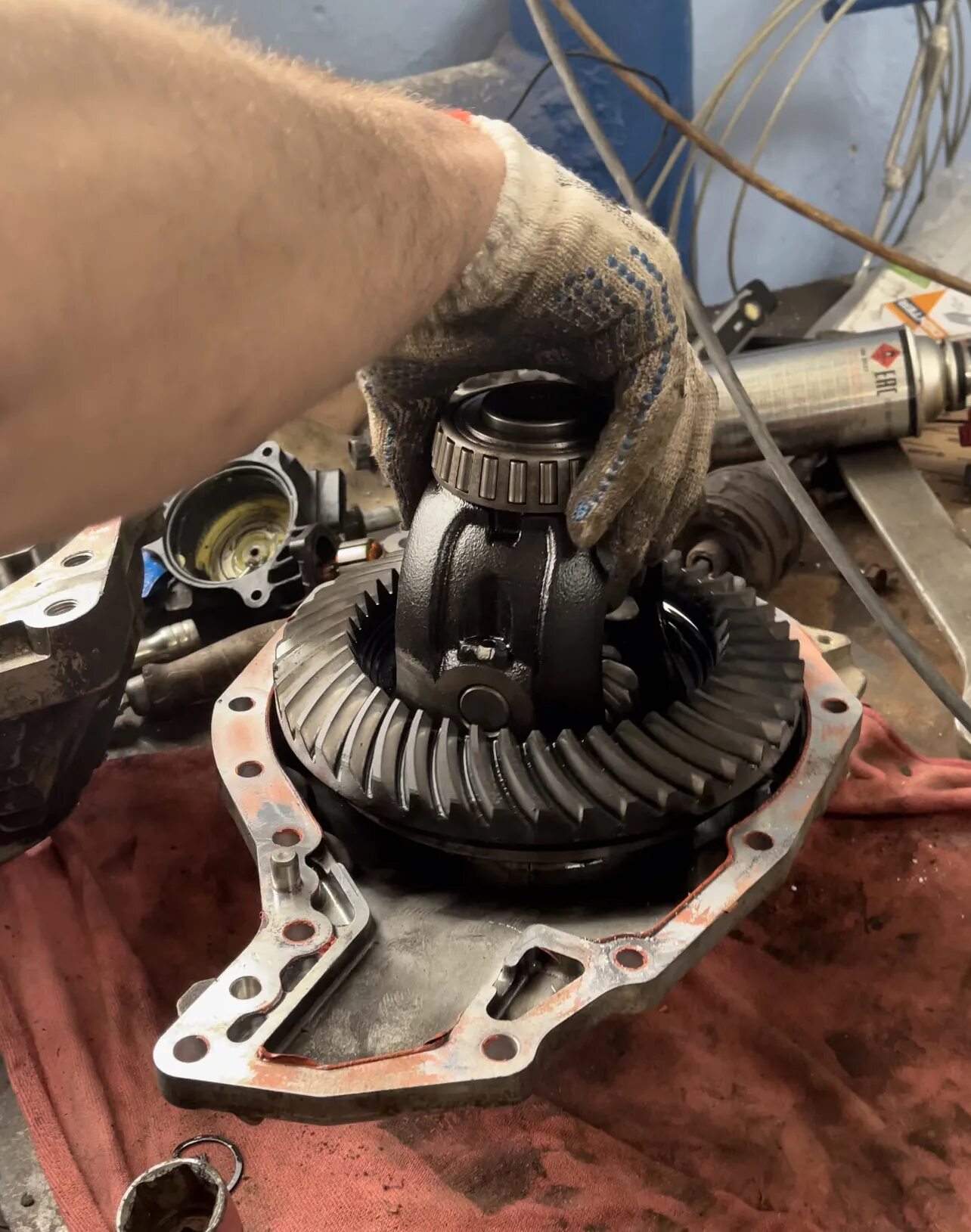 Обслуживание редуктора. Удлинитель фланца заднего редуктора тойота тундра 5. Техническое обслуживание редукторов. Разобранные детали редуктора. Редуктор из заднего моста ваз.