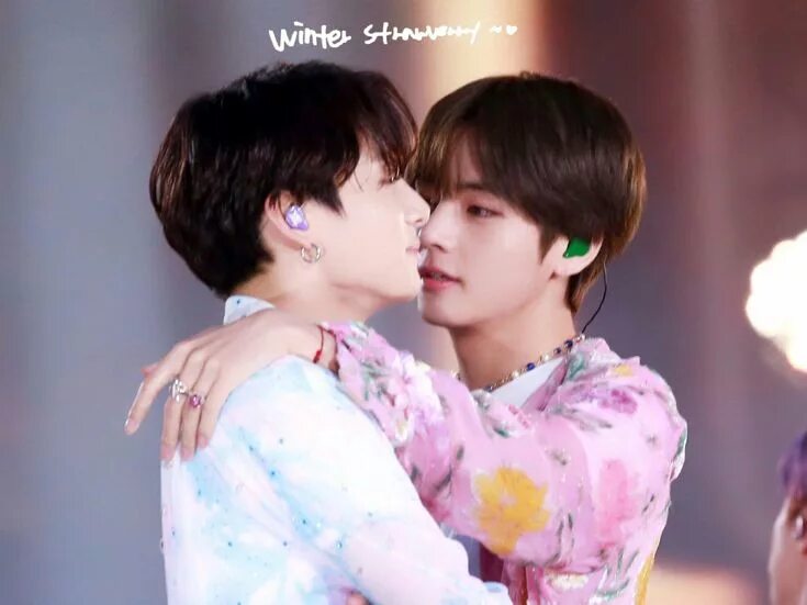 Фф вигуки давай отомстим. Бтс taekook. вигуки bts. bts vkook. бтс тэхен и чонгук 2025.