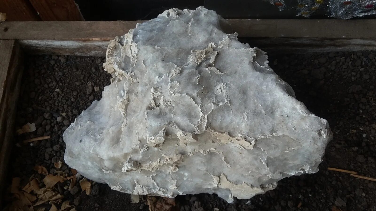 Где определить минерал. Какие минералы можно найти в Волгоградской области. 910 Проба серебрклассификация минералов по ферсмау.