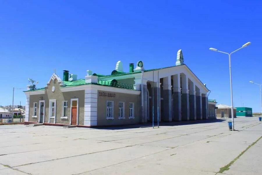 Сайншанд монголия. Сайн шанд монголия северный городок. сайншанд достопримечательности.