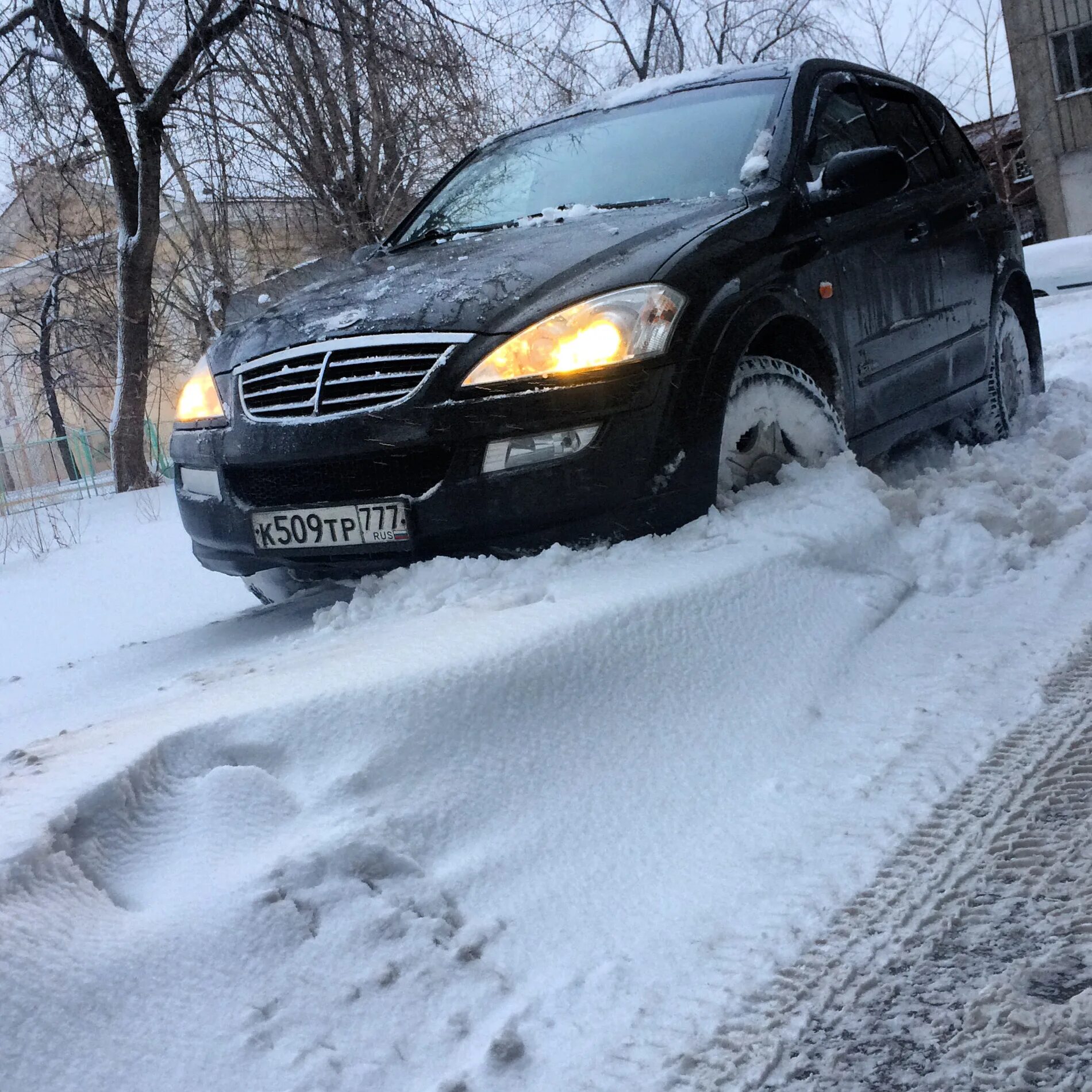 Кайрон 2. Kyron 2.0 дизель. SSANGYONG Kyron. Саньенг Кайрон дрифт.