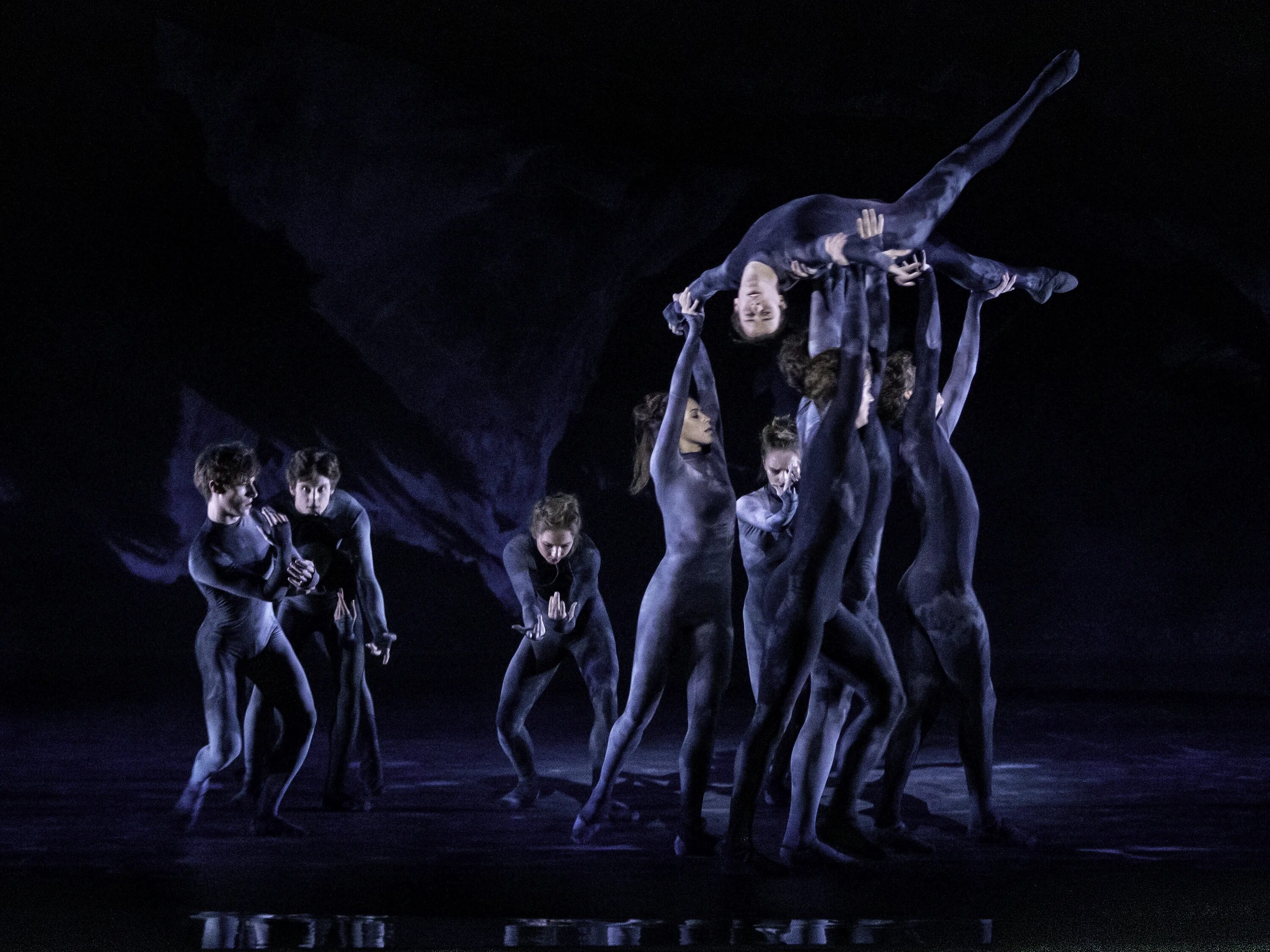 Данте балет. Божественная комедия балет. Royal Ballet Wayne MCGREGOR. Балет16+ Катарсис Данте. «The Dante Project», Choreography by Wayne MCGREGOR, Stage Design by Tacita Dean, 2023.