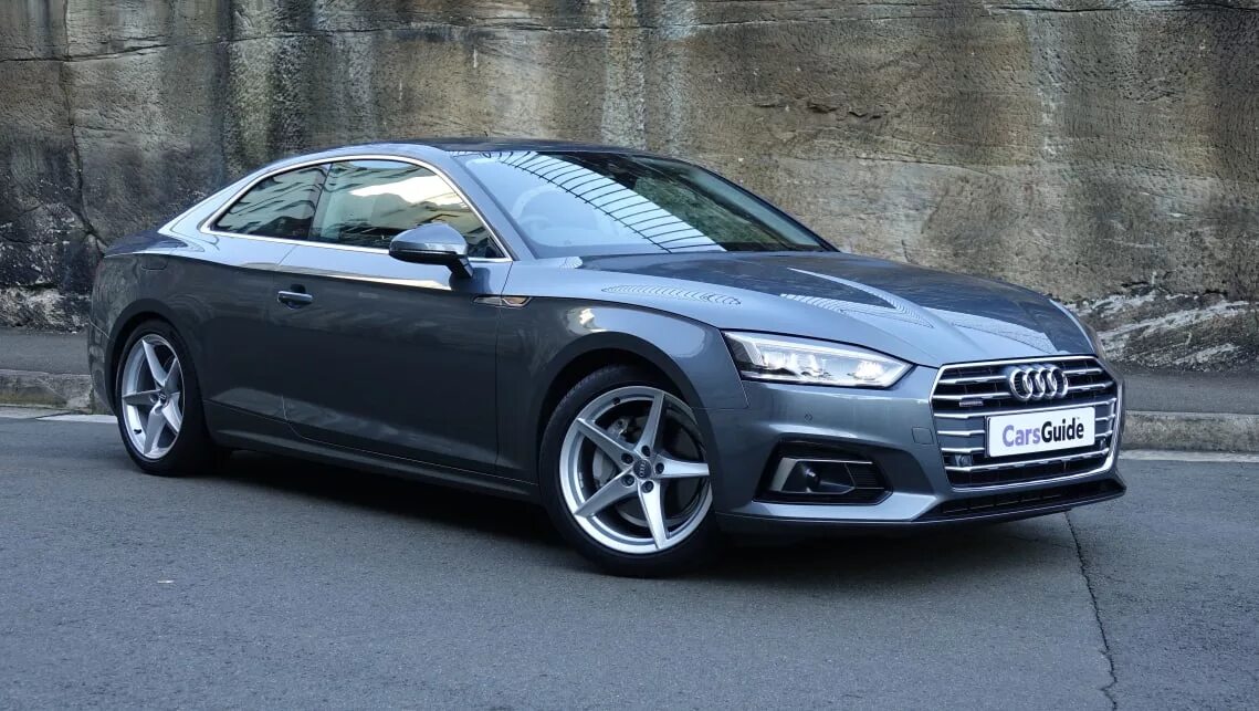 Купить ауди владивосток. Audi a5 2017. Audi a5 Coupe. Ауди а5 купе. Ауди а5 кватро.