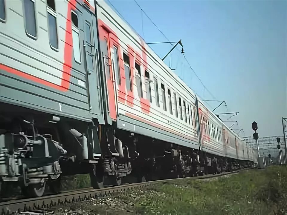 Крымск новороссийск поезд. Электропоезд краснодар ново. Расписание электричек краснодар новороссийск. 43 поезд санкт-петербург новороссийск. Крымск новороссийск поезд.