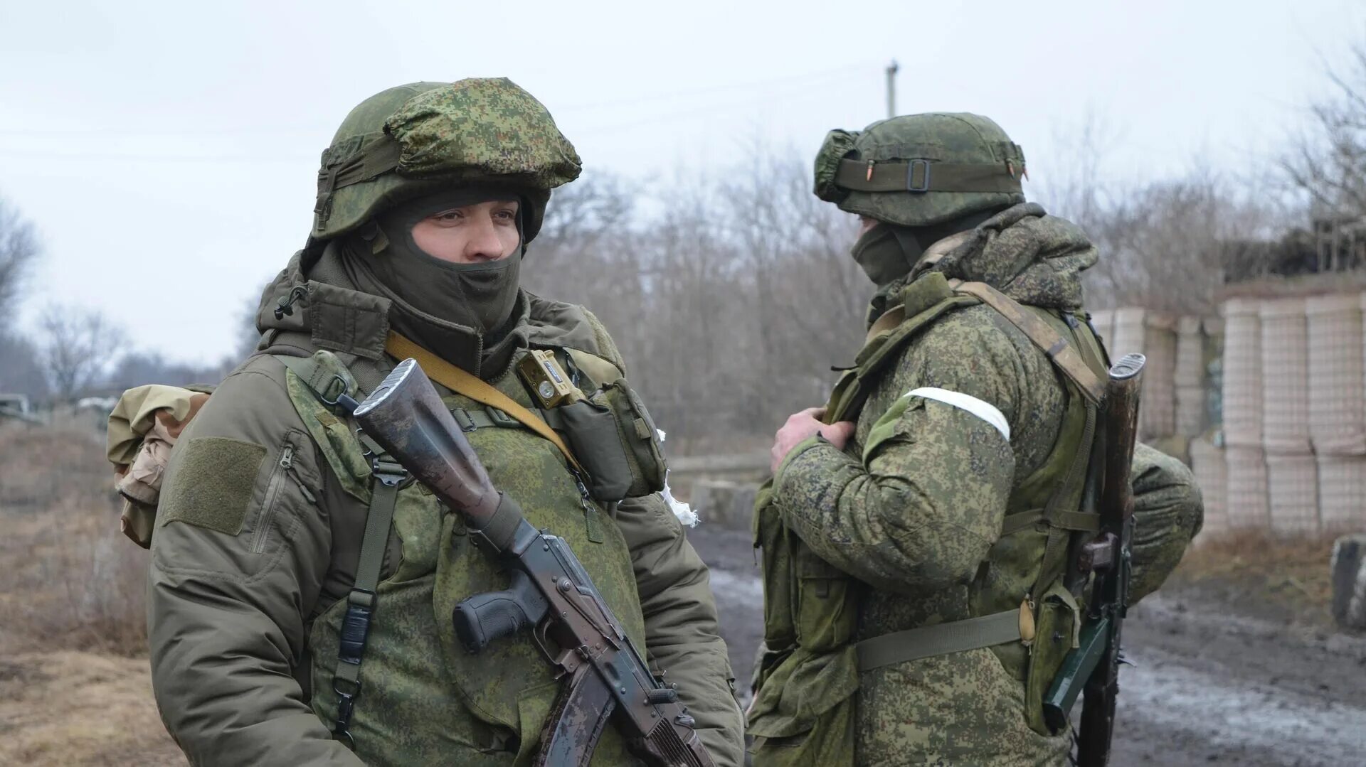 Русские войска на Украине. Украинские войска. Солдаты России на Украине. Военнослужащие ДНР.