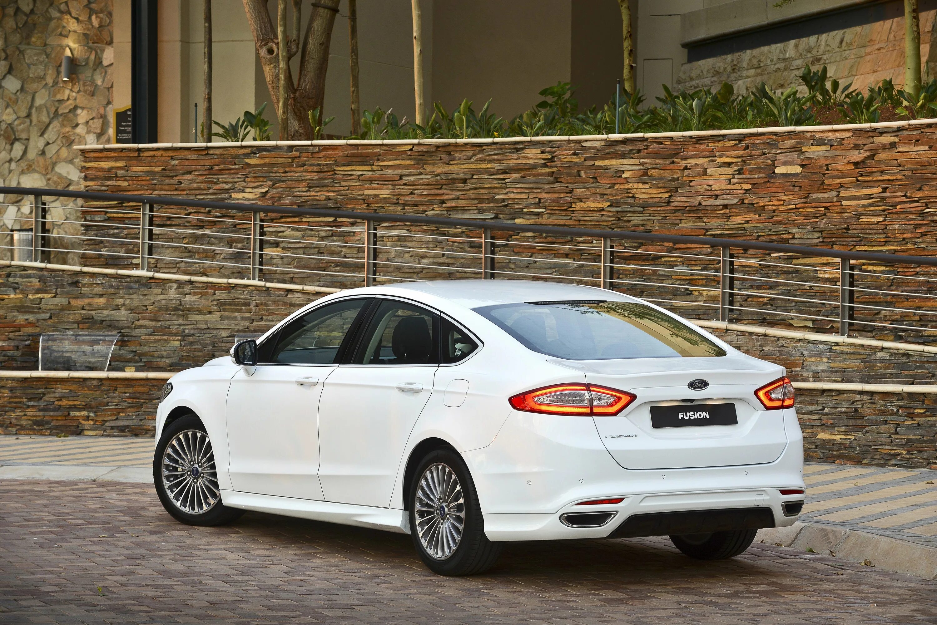 Ford fusion 2013 titanium. Fusion titanium. Форд фьюжн 2014. Ford fusion 2015 white. Ford fusion 2015.