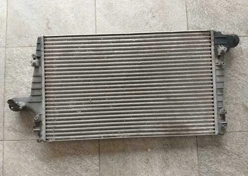 А6 с5 интеркулер. А6 с5 интеркулер. Интеркулер ауди а6 с7. Интеркулер пассат б5 1. Интеркулер ауди а 6 ц 7.