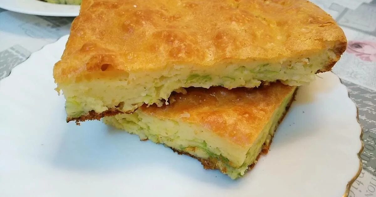 Заливной капустный пирог рецепт простой и быстрый. Кухня наизнанку заливной пирог с капустой. заливной пирог с капустой на сметане в духовке. заливной пирог с капустой на сметане. пирог с капустой на сметане.